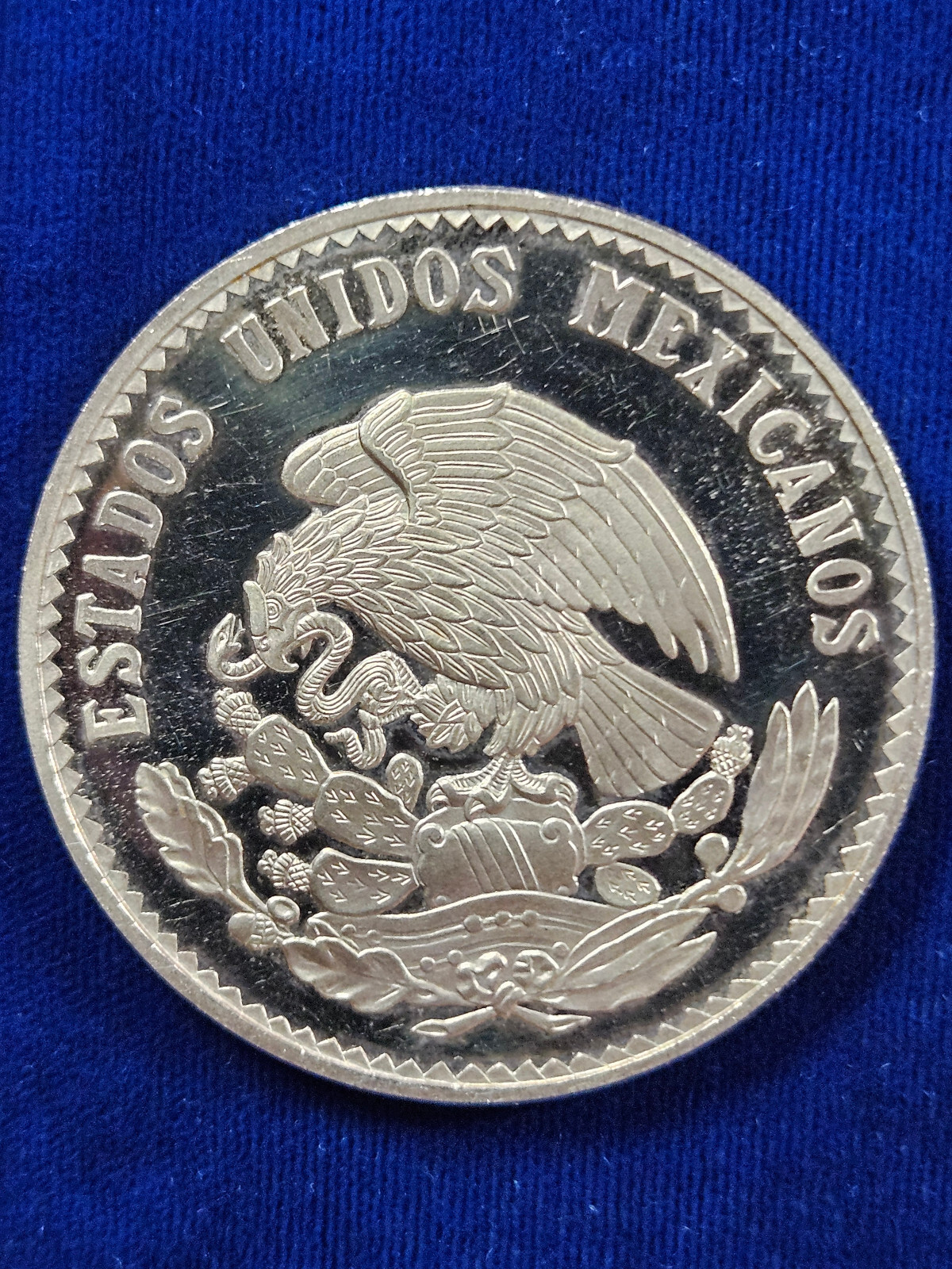🌟 1992 Mexico 2 oz .500 Gold Medal 500 Anos Fusion Culturas Mexican, 1 oz AGW