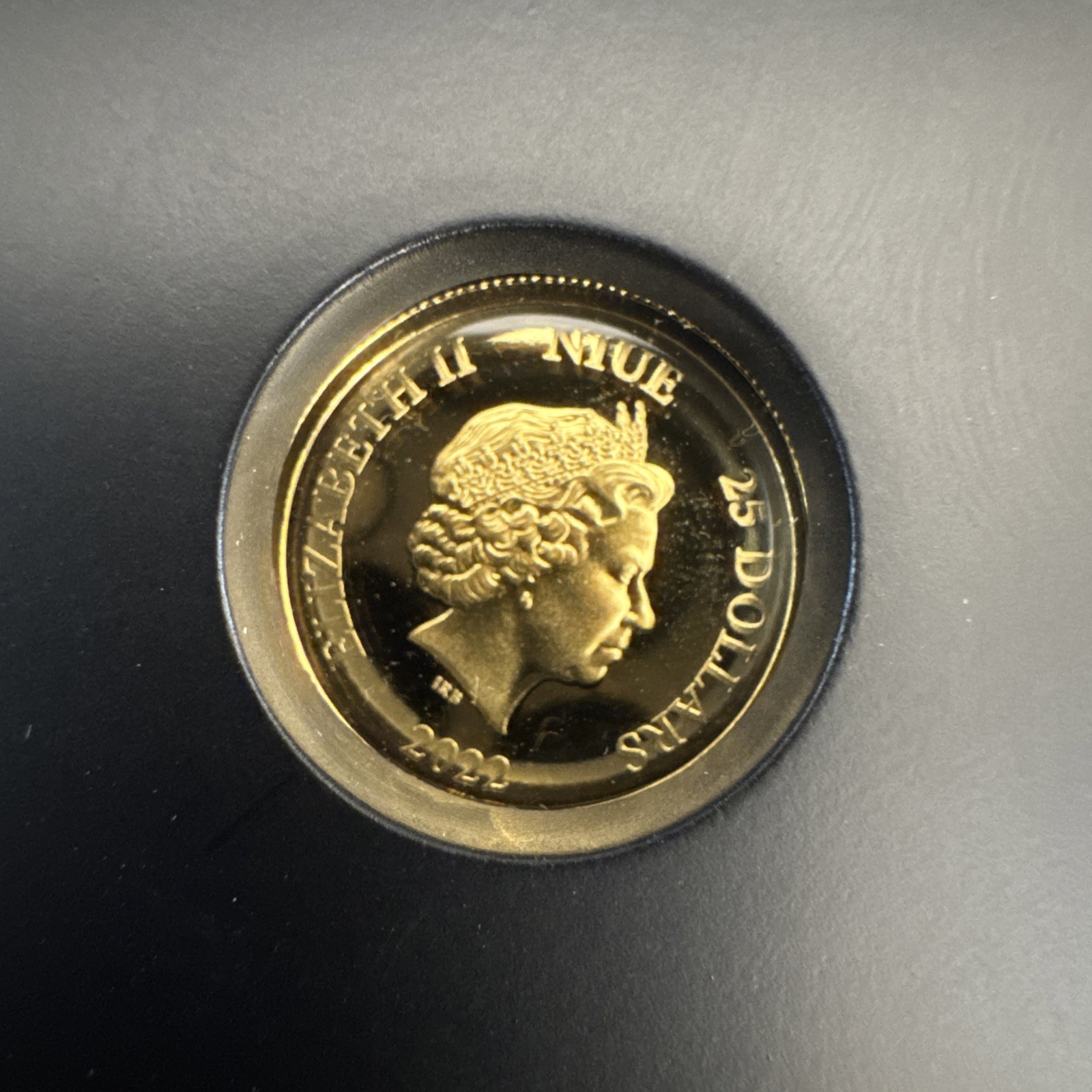 🦇 DC Batman 🦇 1/4oz Gold Coin Limited Edition! COA #25!!!
