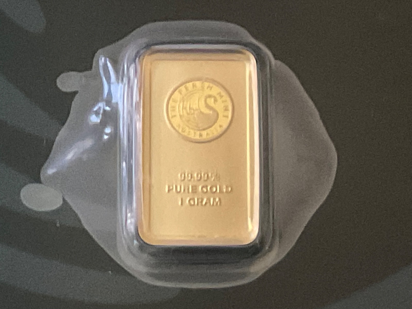 1 Gram Gold Bar on Perth Mint Assay Card – TGD