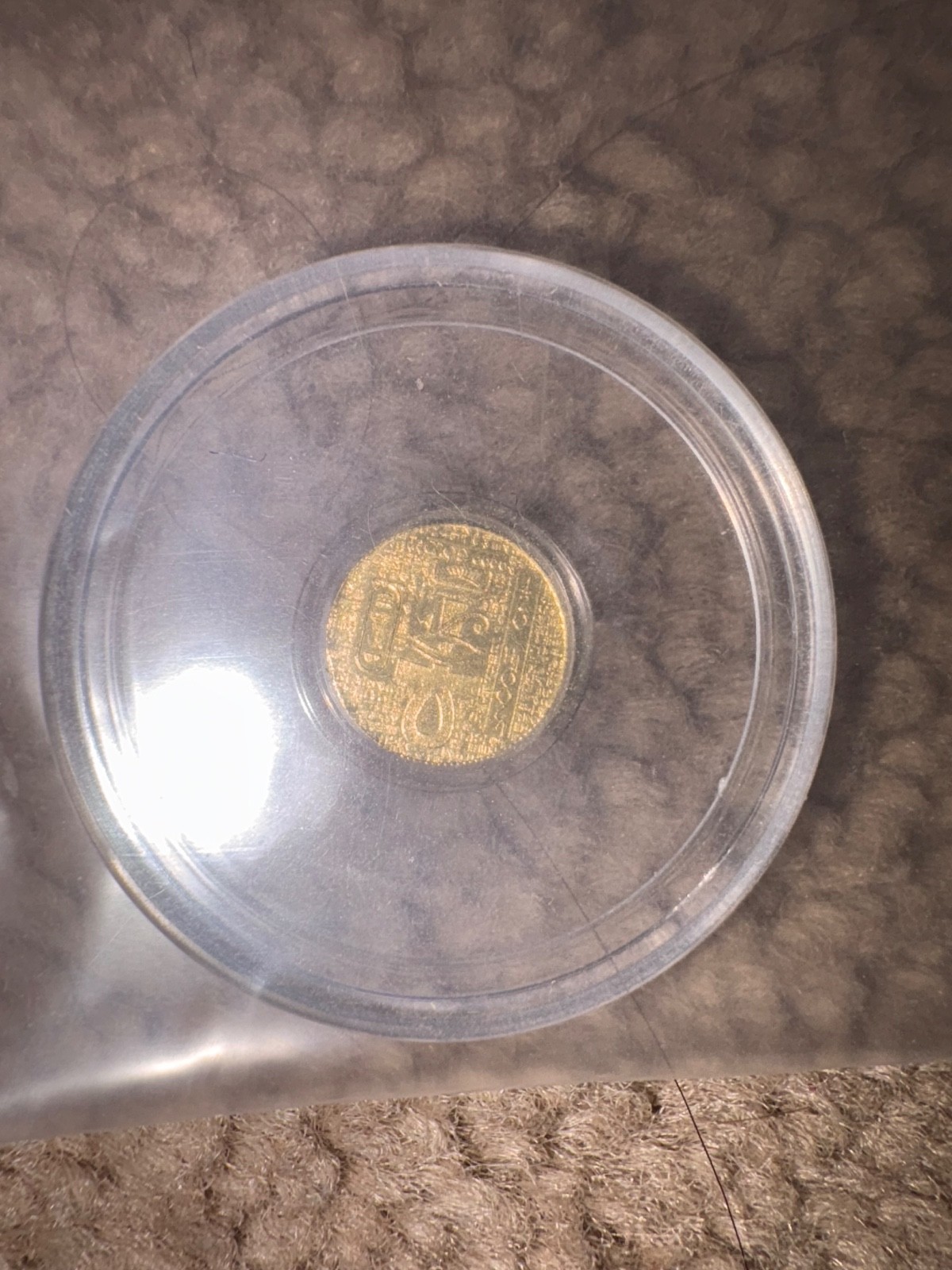 1 gram gold bar with coin