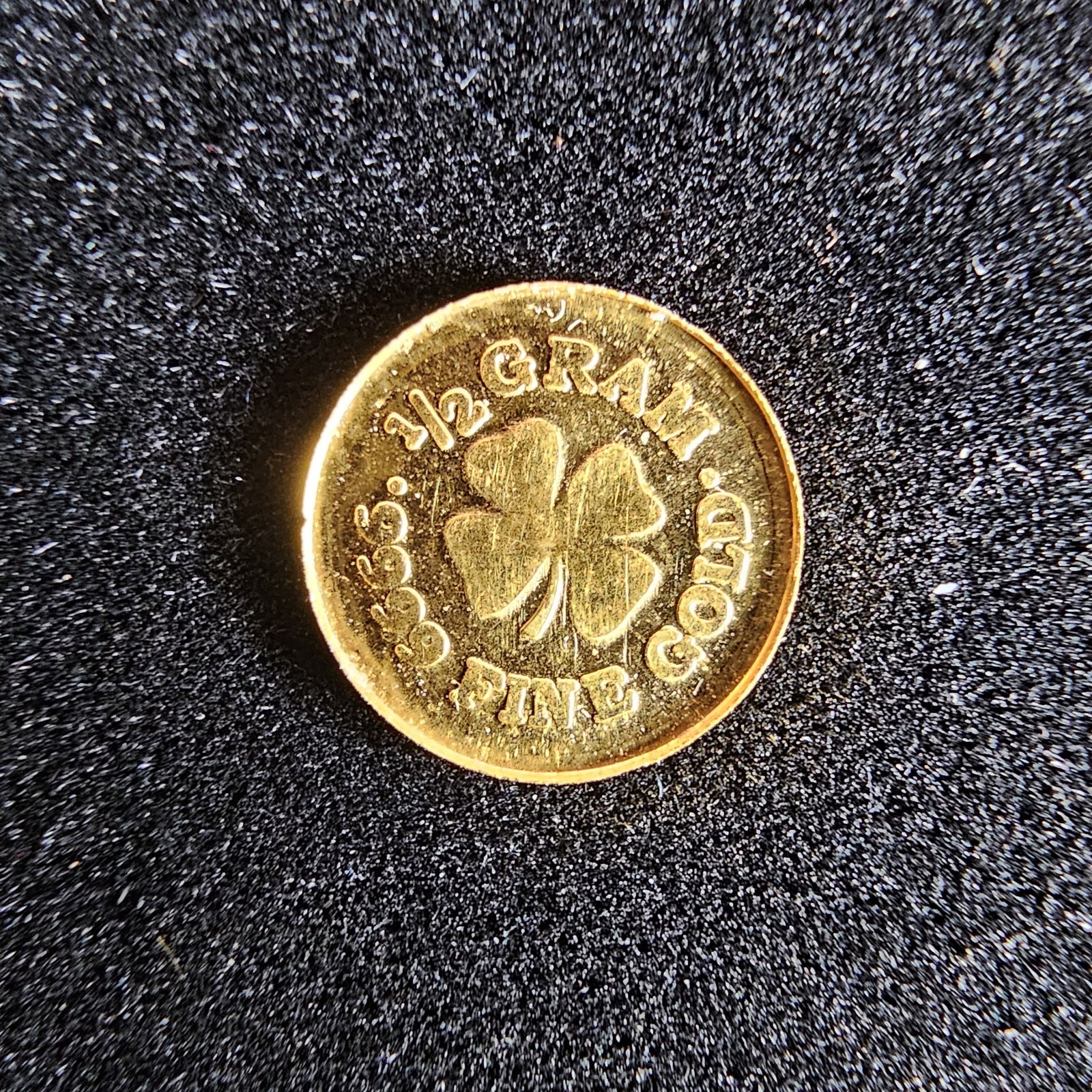 1/2 Gram Gold Round .9999 Fine Monarch Precious Metals Clover Bullion