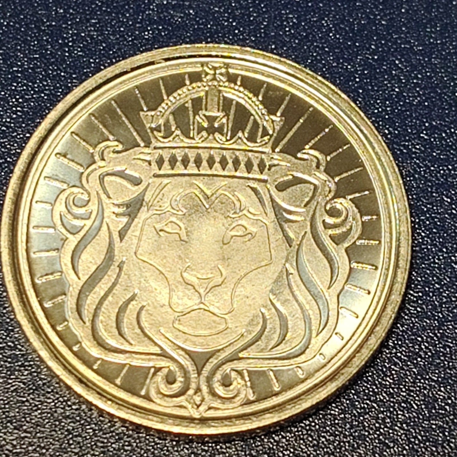 Scottsdale Mint silver 1/10 oz Troy Ounce Round “110” Lion Design 10284