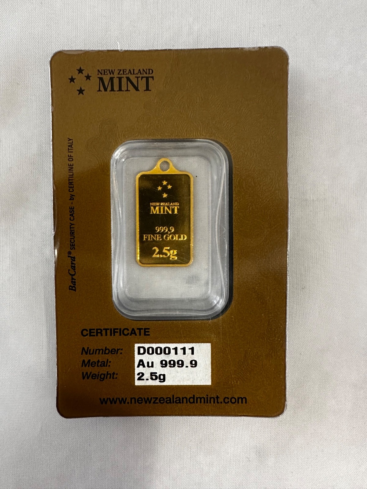 New Zealand Mint St George & Dragon 2.5g Gold Pendant 999.9 Gold Rare Scarce