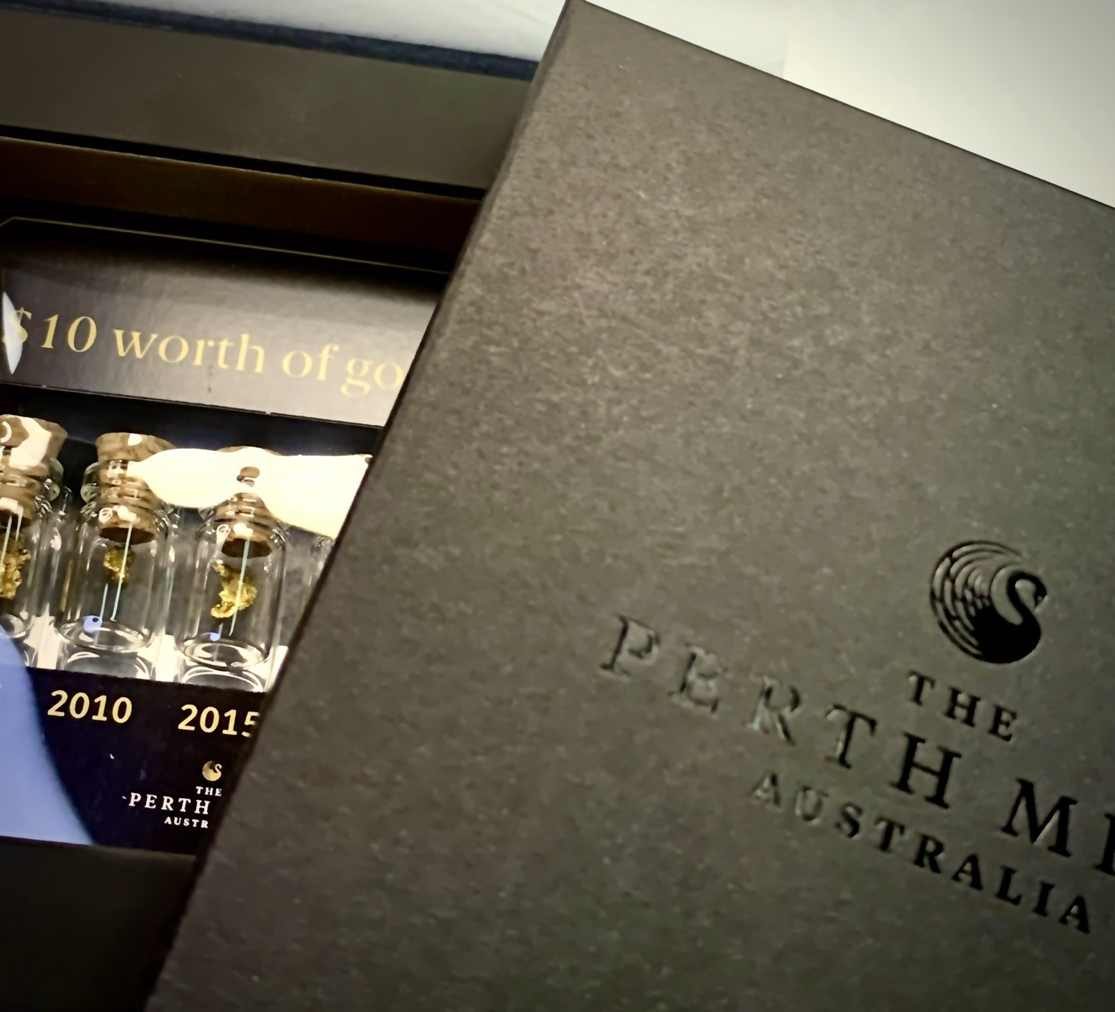 Perth Mint “$10 Worth of Gold” Display • 5 x 24ct Gold Nuggets • Collector•Gift