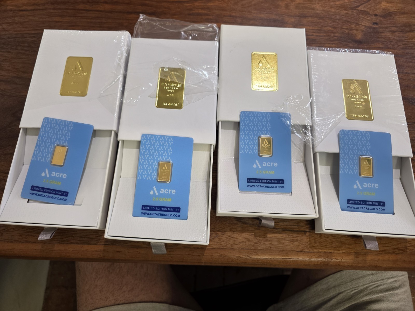 4 Acre 2.5 Gram 999.9 Fine Gold Bar Bullion In Assay Card with Presentation