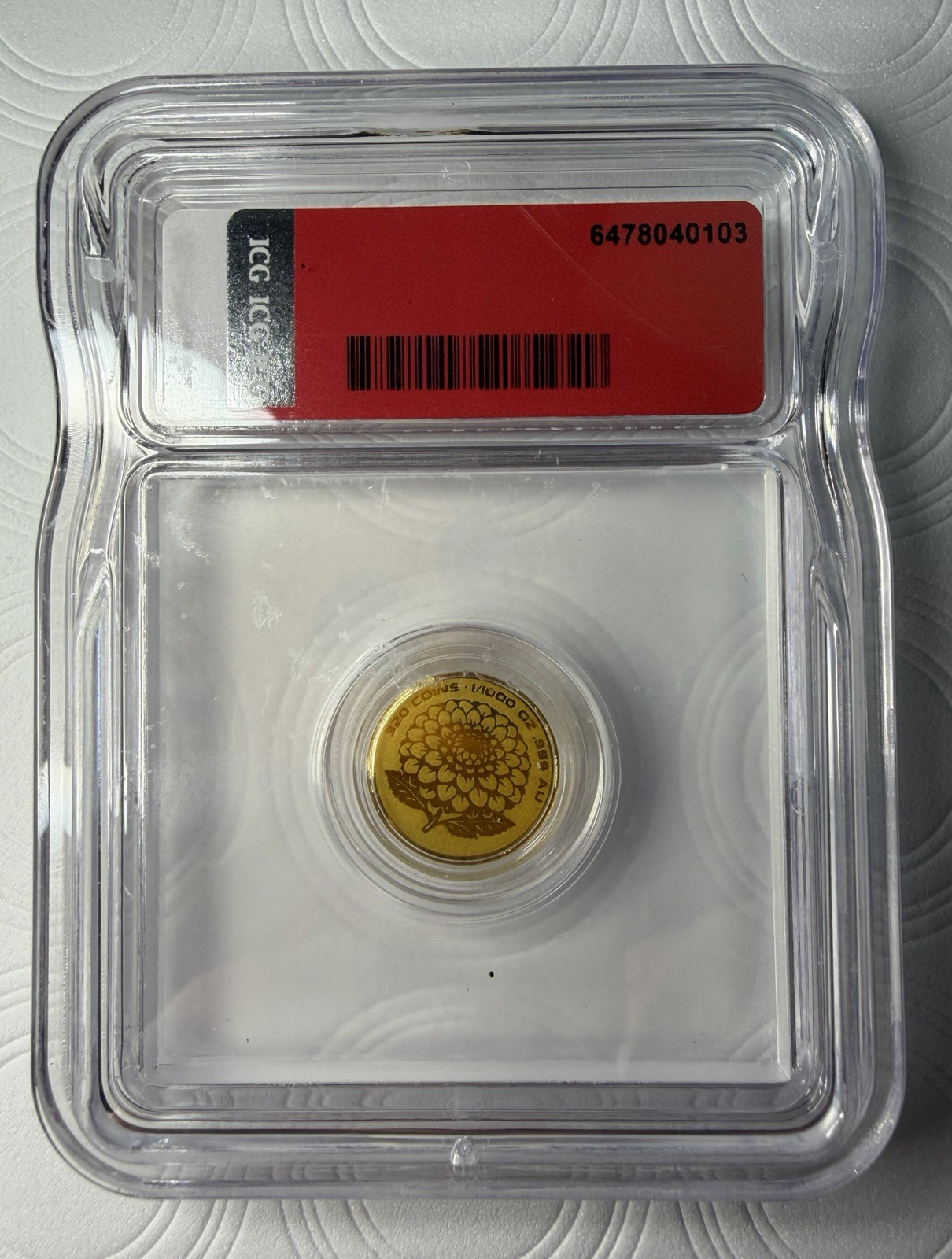 Gold Round Coin Floral Design Gold Flowers