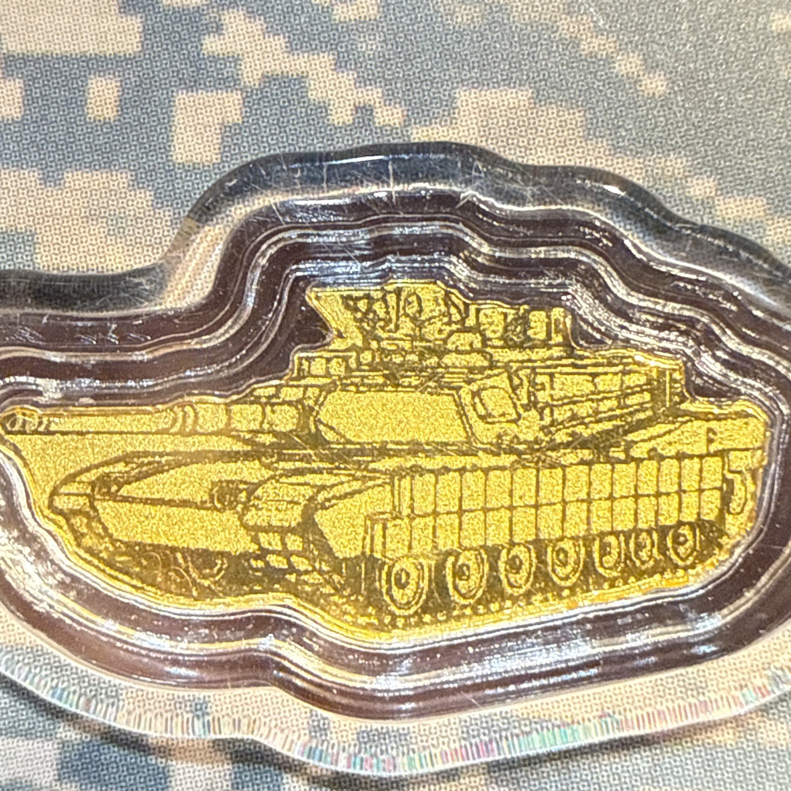 1/1000 oz .999 Gold USA ARMY Eagle & Tank