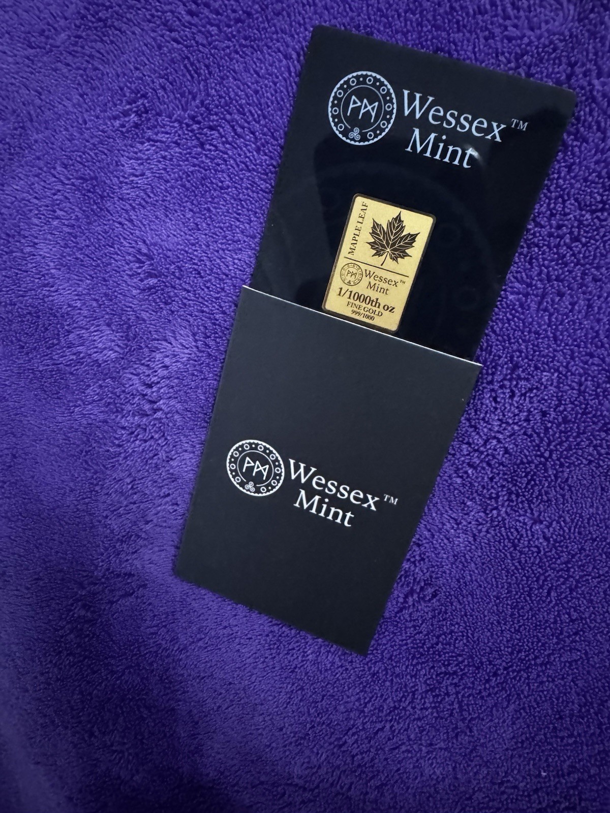 Wessex Mint 1/1000th Fine Gold Maple Leaf Limited Edition Gold Bar Mintage 49k