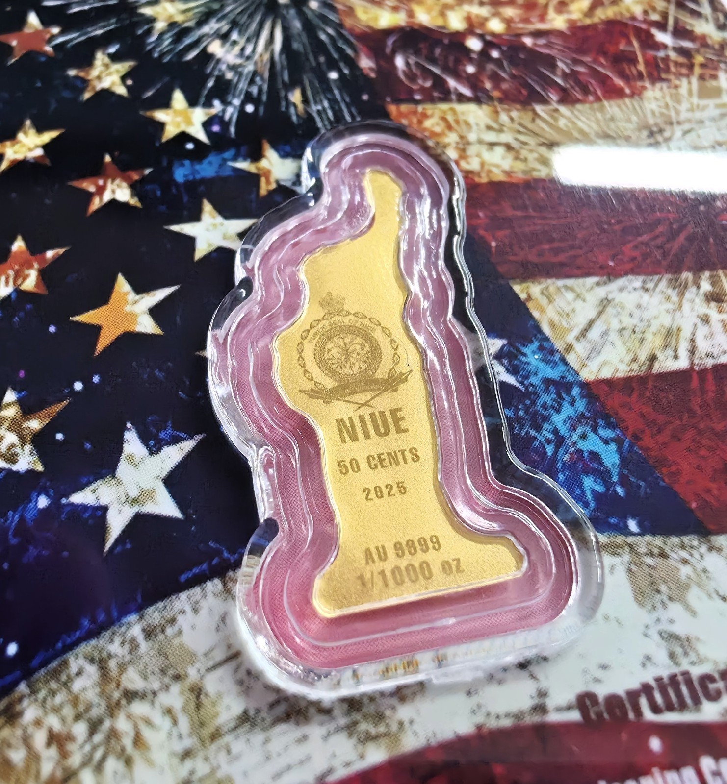 2025 Niue 1/1000 oz .999 Gold Statue of Liberty Coin Card – 4th of July USA