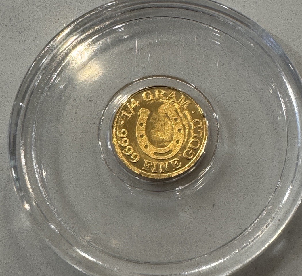 1/4 gram Lucky 🧲 Horseshoe Monarch Precious Metals .999 Fine Gold Round Bullion
