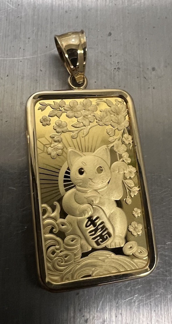 PAMP 1/2 oz GOOD LUCK MANEKI NEKO CAT GOLD BAR & 14K BEZEL FREE WITH PURCHASE!
