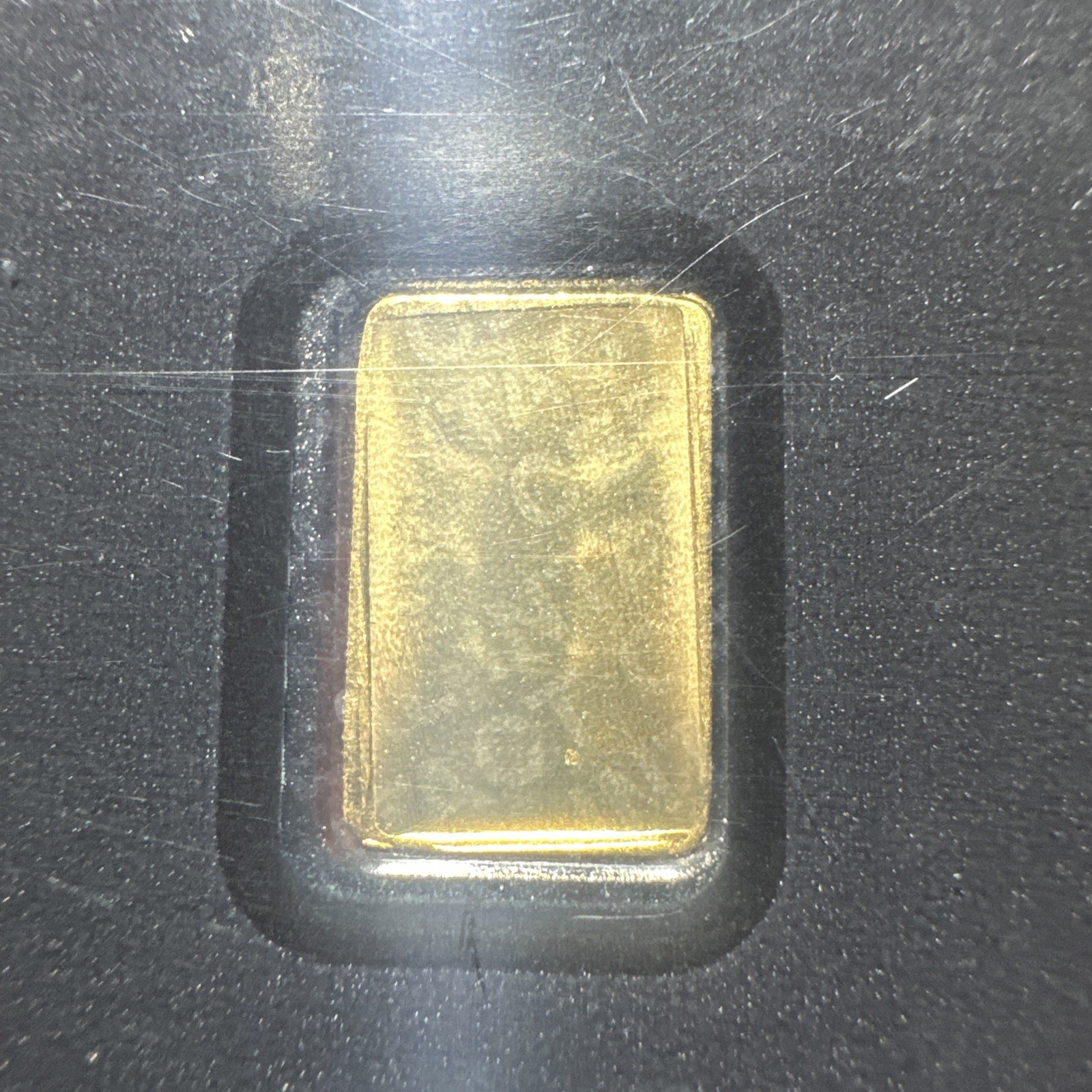 Rare Vintage 1 gram gold bar In Assay Card Unoaerre Factory Sealed / Italy