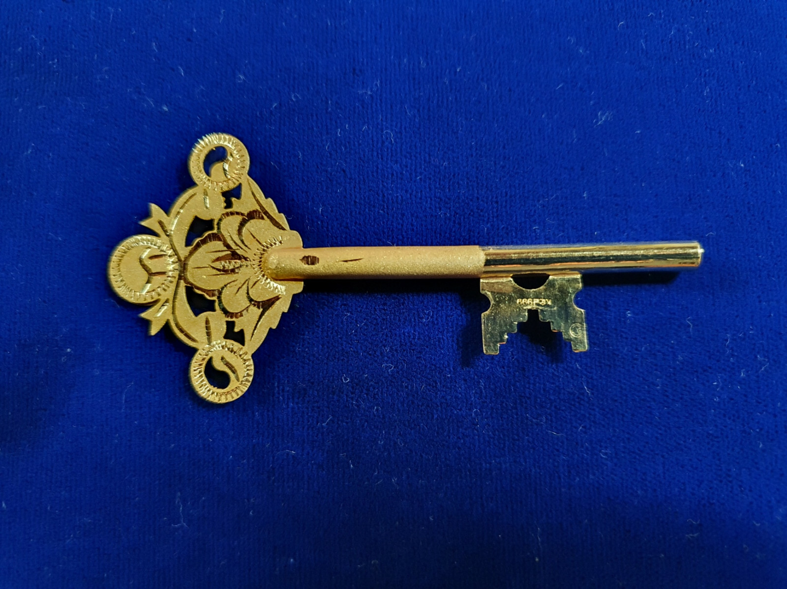 🌟Solid Gold 24k LG Corp Award Key 7.5 Grams OGP w/ COA SPECIAL AWARD RARE