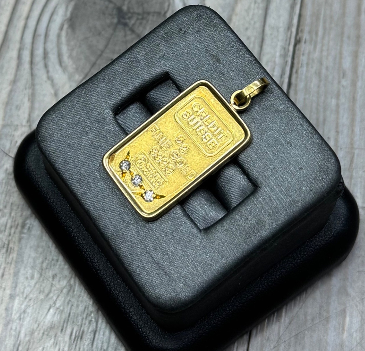 Vintage Credit Suisse 5gm .9999 Gold Bar with 3 Diamonds in 18kt Gold Pendant