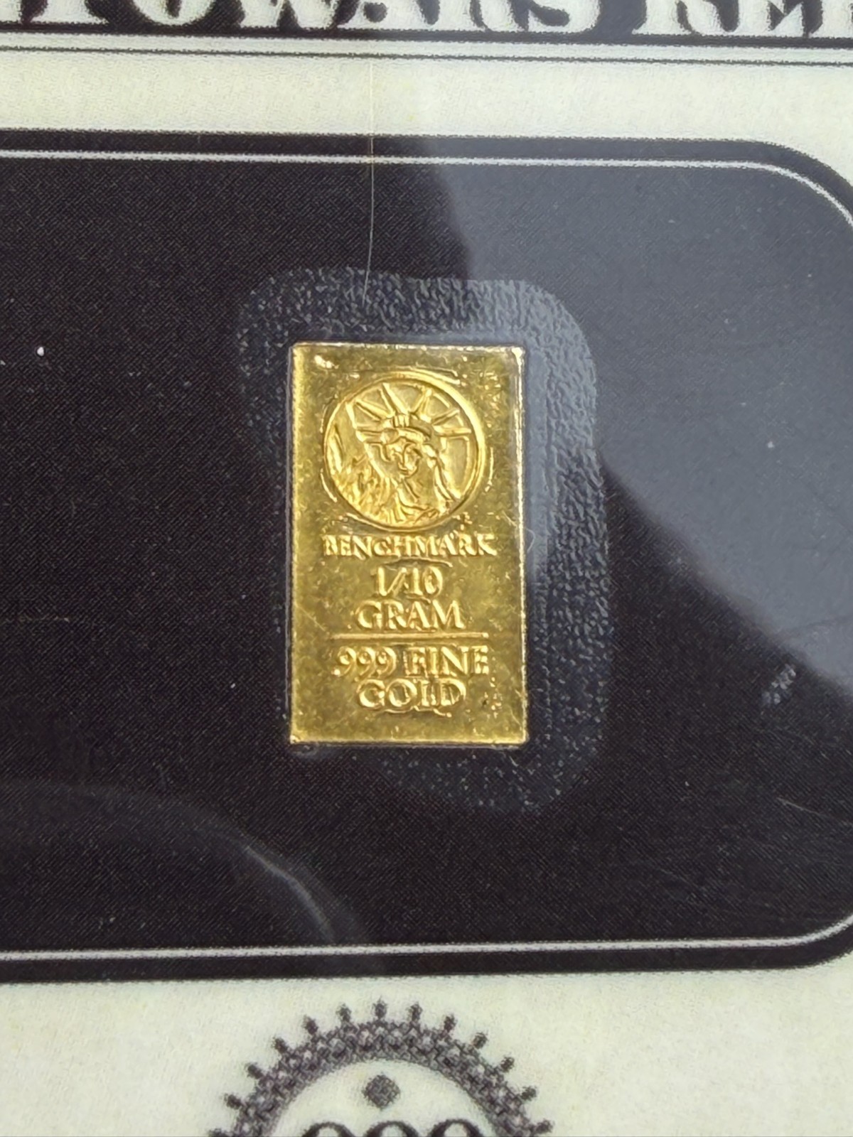 1/10 gram .999 Fine Gold Alex Jones “Infowars Republic Defense” 1776 card