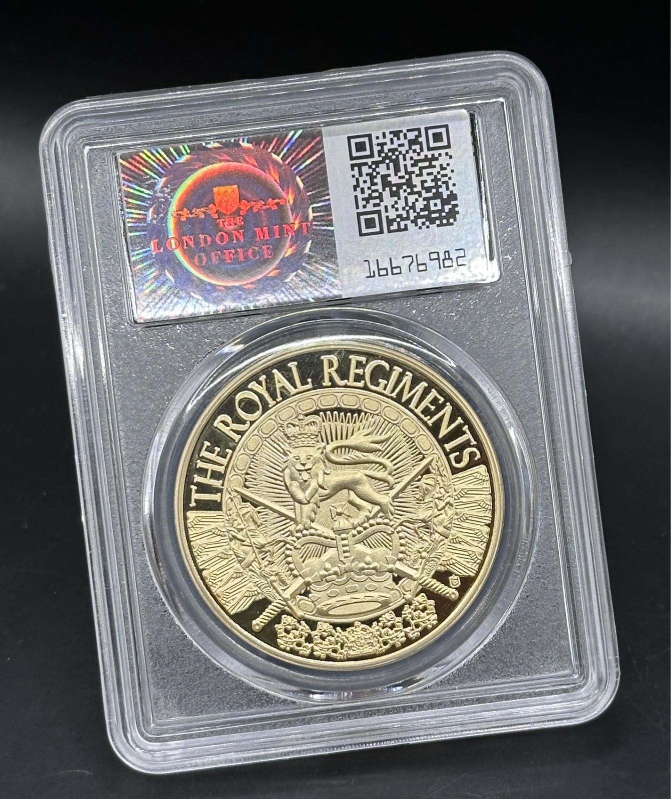 The Royal Regiments S2 Royal Scots Commemorative Coin in Airtight display case